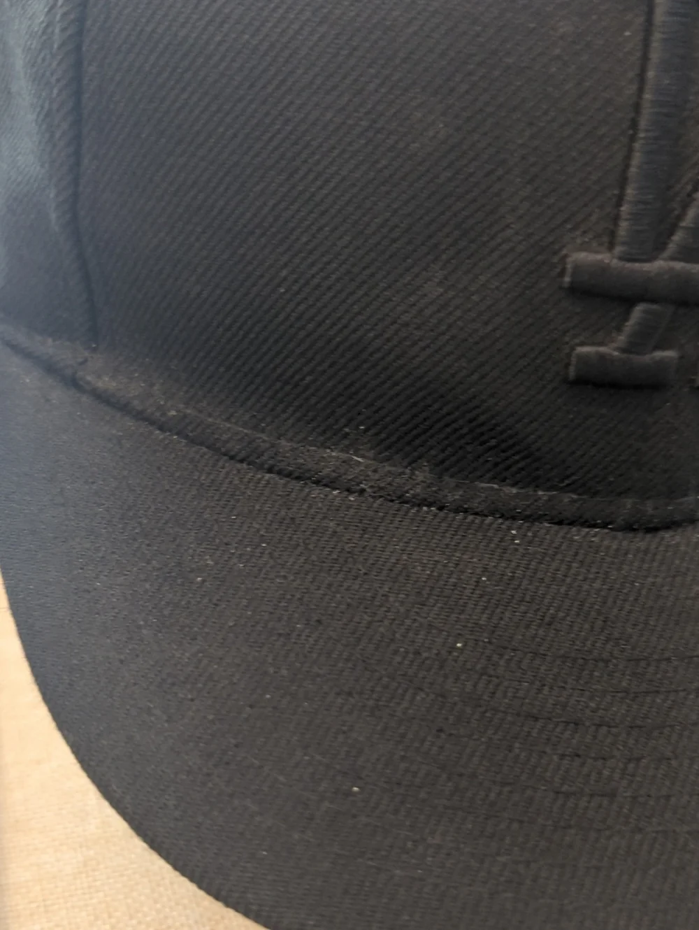New Era Wool Los Angeles LA Embroidered Black Men's Baseball Cap 7 1/4